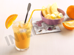 Bibita fredda aroma ananas arancia